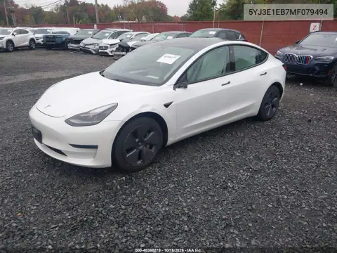 5YJ3E1EB7MF079494 — 2021 Tesla Model 3, foto 2 de IAAI, Lado izquierdo