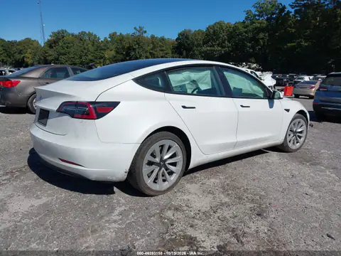 5YJ3E1EA5MF051846 — 2021 Tesla Model 3, photo 4 from IAAI, Left front