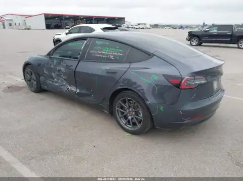 5YJ3E1EB0NF158068 — 2022 Tesla Model 3, фото 3 з IAAI, Лівий бік