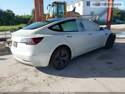 5YJ3E1EB7NF326434 — 2022 Tesla Model 3, zdjęcie 4 z IAAI, Przód