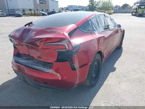2024 Tesla MODEL 3 VIN LRW3E7EB2RC135975 фото 4