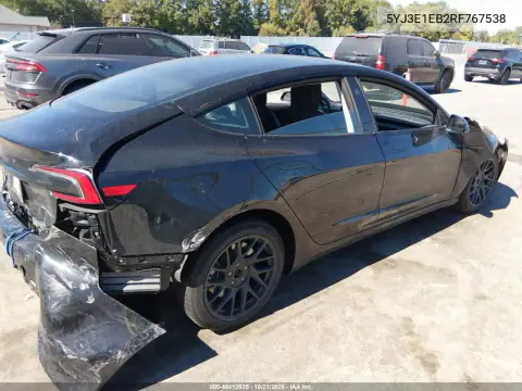 5YJ3E1EB2RF767538 — 2024 Tesla Model 3, фото 4 с аукциона IAAI, передняя и задняя части
