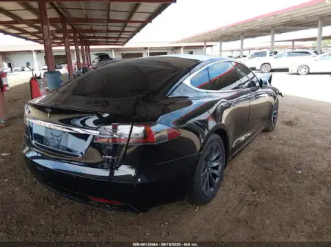 5YJSA1E23JF239809 — 2018 Tesla Model S, photo 4 from IAAI, Front end