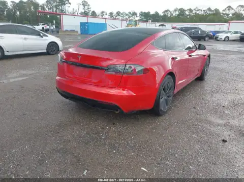 5YJSA1E52MF428403 — 2021 Tesla Model S, zdjęcie 4 z IAAI 06.10.2026, Elektryka