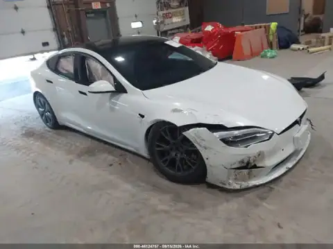 5YJSA1E69MF453050 — 2021 Tesla Model S, Передня частина справа (Right Front), фото до ремонту