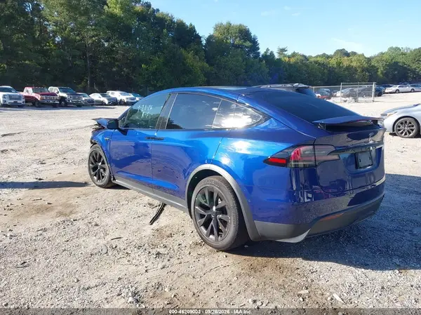 7SAXCBE50NF359544 — 2022 Tesla Model X, photo 3 from IAAI, Front end