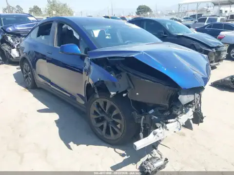 7SAXCBE58PF381780 — 2023 Tesla Model X, Przód (Front End), zdjęć przed naprawą