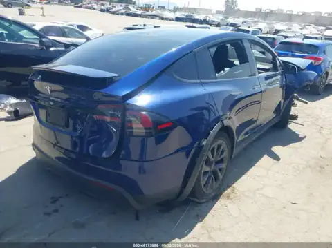 7SAXCBE58PF381780 — 2023 Tesla Model X, фото 4 з IAAI 22.10.2026, Передня частина