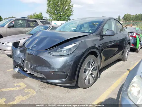 7SAYGDED8RF020287 — 2024 Tesla Model Y Long Range/RWD, zdjęcie 2 z IAAI 21.10.2026, Przód