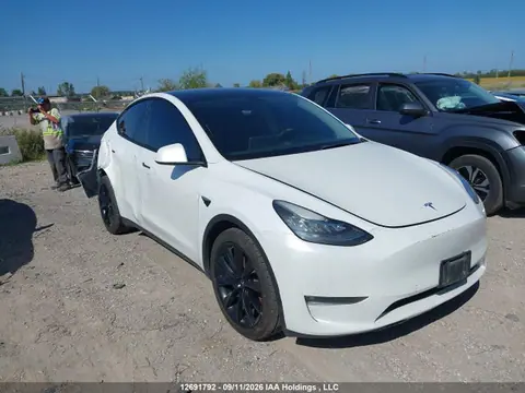 2021 Tesla Model Y Long Range VIN 5YJYGDEE8MF257621 фото 1