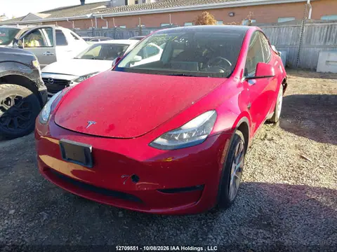 5YJYGDEE6MF301910 — 2021 Tesla Model Y Long Range, фото 2 з IAAI 22.10.2026, Задня частина