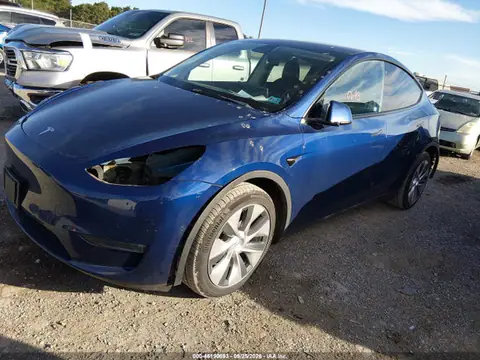 7SAYGDEE7NF319711 — 2022 Tesla Model Y Long Range, фото 2 з IAAI 22.10.2026, Задня частина