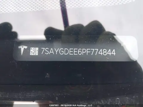 7SAYGDEE6PF774844 — 2023 Tesla Model Y Long Range, фото 19 з IAAI 28.10.2026, Правий бік