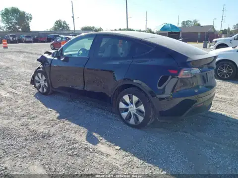 5YJYGDEE1LF018507 — 2020 Tesla Model Y, photo 3 from IAAI, Front end