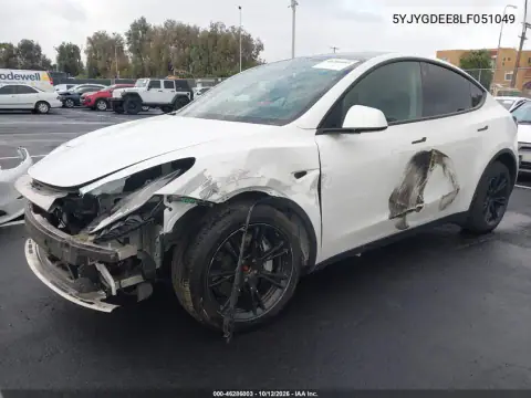 5YJYGDEE8LF051049 — 2020 Tesla Model Y, zdjęcie 2 z IAAI, Przód