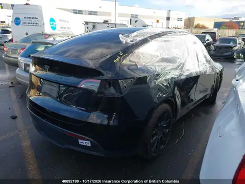 5YJYGAEE7MF256488 — 2021 Tesla Model Y, ფოტო 4, IAAI 28.10.2026, მარჯვენა მხარე