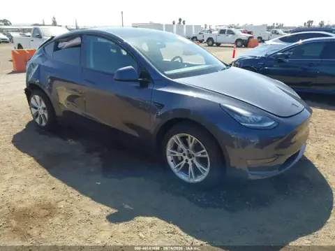 5YJYGDEE6MF087386 — 2021 Tesla Model Y, Задня частина справа (Right Rear), фото до ремонту