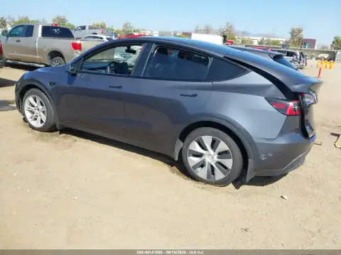 5YJYGDEE6MF087386 — 2021 Tesla Model Y, photo 3 from IAAI, Right rear
