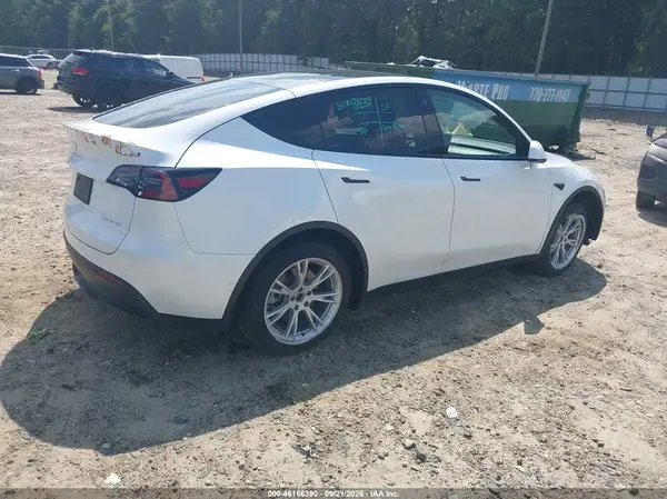 5YJYGDEE7MF190168 — 2021 Tesla Model Y, фото 4 с аукциона IAAI 15.10.2026, Передняя часть