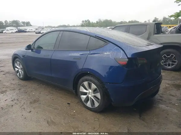 5YJYGDEE2MF199294 — 2021 Tesla Model Y, zdjęcie 3 z IAAI, Tył