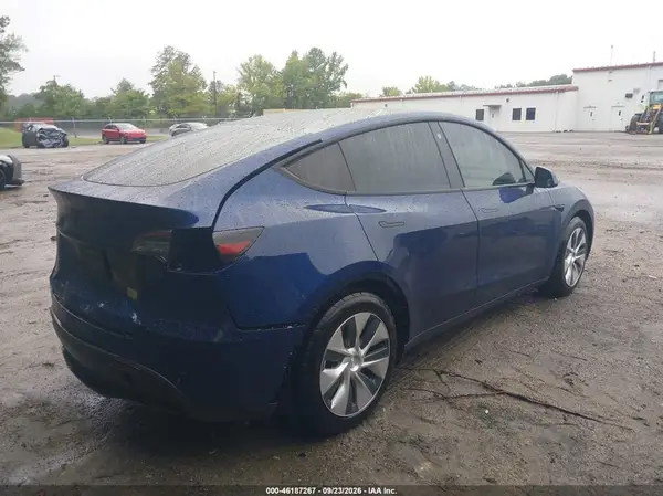 5YJYGDEE2MF199294 — 2021 Tesla Model Y, zdjęcie 4 z IAAI, Tył