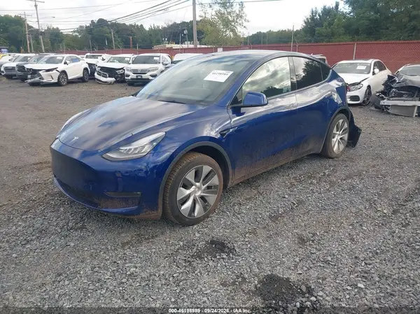 5YJYGDED6MF106428 — 2021 Tesla Model Y, zdjęcie 2 z IAAI, Tył