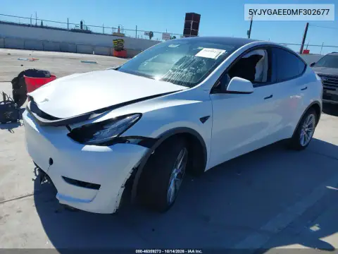 5YJYGAEE0MF302677 — 2021 Tesla Model Y, photo 2 from IAAI, Front end