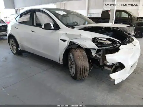 5YJYGDEE0MF296543 — 2021 Tesla Model Y, Prawy przód, zdjęć przed naprawą