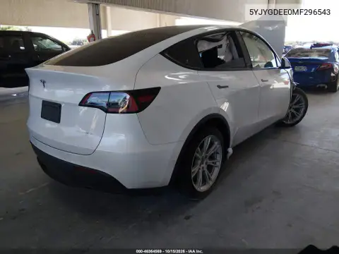 5YJYGDEE0MF296543 — 2021 Tesla Model Y, фото 4 с аукциона IAAI, передняя часть справа