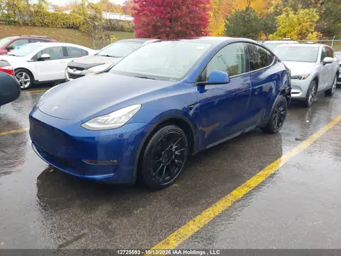 7SAYGDEE0NF484130 — 2022 Tesla Model Y, photo 2 from IAAI 23.10.2026, Left rear