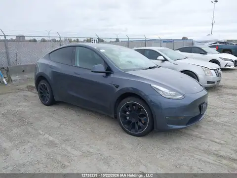 7SAYGDEE2NF488213 — 2022 Tesla Model Y, Передня частина (Front), фото до ремонту