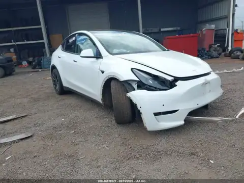 7SAYGDEF3NF417059 — 2022 Tesla Model Y, Uszkodzenia dookoła (All Over), zdjęć przed naprawą