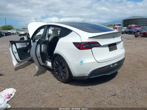 7SAYGDEF3NF417059 — 2022 Tesla Model Y, фото 3 з IAAI, Пошкодження з усіх боків
