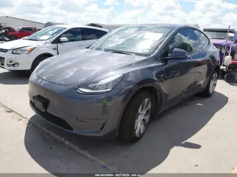 7SAYGDEE1NA004870 — 2022 Tesla Model Y, zdjęcie 2 z IAAI, Prawy tył