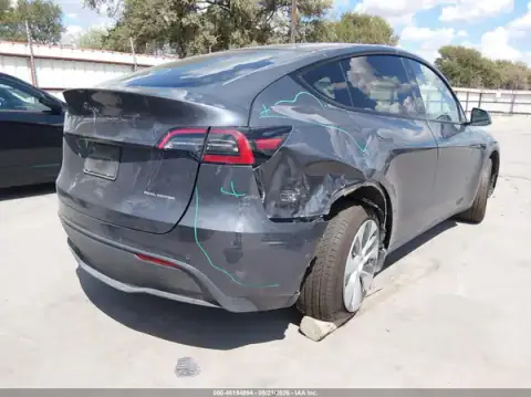 7SAYGDEE1NA004870 — 2022 Tesla Model Y, zdjęcie 4 z IAAI, Prawy tył
