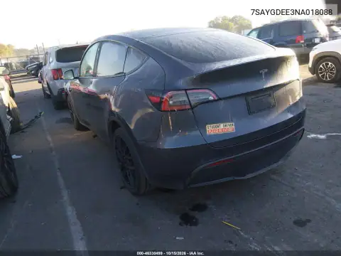 7SAYGDEE3NA018088 — 2022 Tesla Model Y, photo 3 from IAAI, Right side