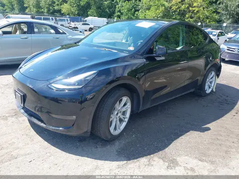 2023 Tesla Model Y VIN 7SAYGAEE9PF788834 фото 2