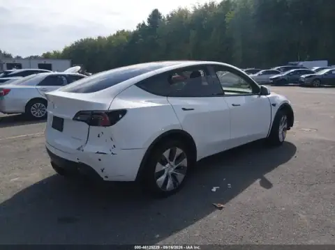 7SAYGDEE3PA128030 — 2023 Tesla Model Y, фото 4 с аукциона IAAI, ПЕРЕДНЯЯ ЧАСТЬ
