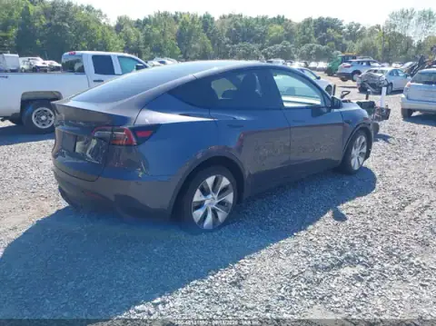 7SAYGDEE9PA096345 — 2023 Tesla Model Y, фото 4 з IAAI, Передня частина