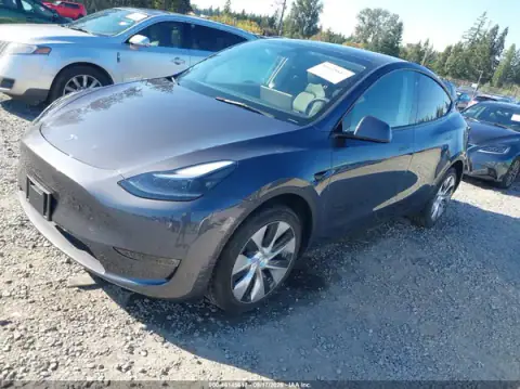 7SAYGDEE5PF784216 — 2023 Tesla Model Y, foto 2 de IAAI 25.09.2026, Trasera derecha