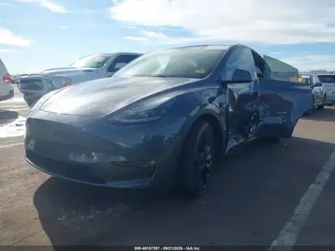 7SAYGDEF0PF864838 — 2023 Tesla Model Y, ფოტო 2, IAAI 15.10.2026, მარცხენა მხარე