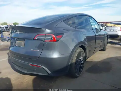7SAYGDEF0PF864838 — 2023 Tesla Model Y, ფოტო 4, IAAI 15.10.2026, მარცხენა მხარე