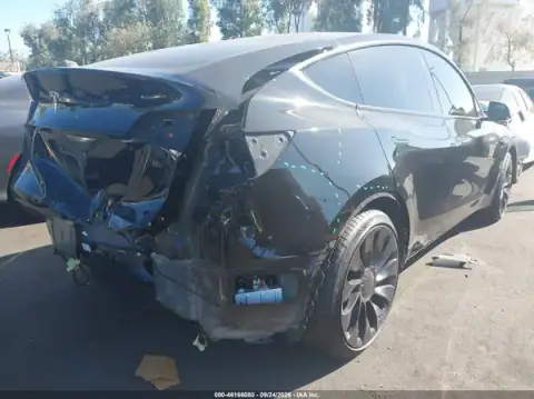 7SAYGDEF2PF765924 — 2023 Tesla Model Y, foto 4 de IAAI, Parte trasera
