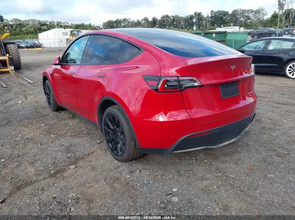 7SAYGDEE3PF912632 — 2023 Tesla Model Y, zdjęcie 3 z IAAI, Zalanie