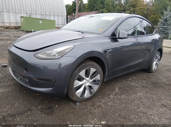 7SAYGDEE4PF839898 — 2023 Tesla Model Y, фото 2 с аукциона IAAI, Подтопление