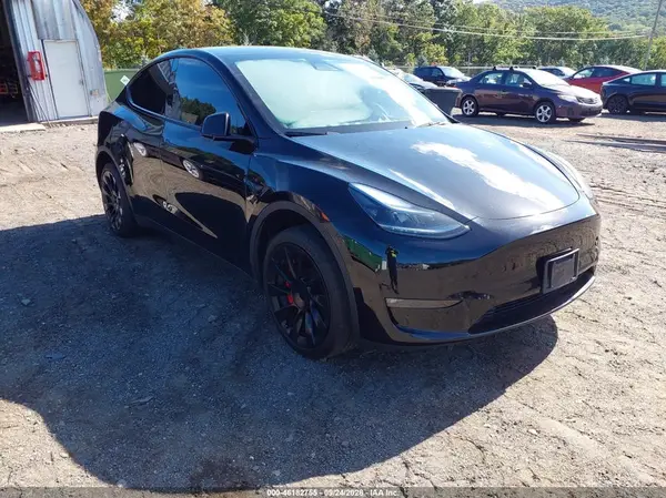 7SAYGDEE9PF864862 Tesla Model Y 2023 — повреждение Подтопление, фото до ремонта