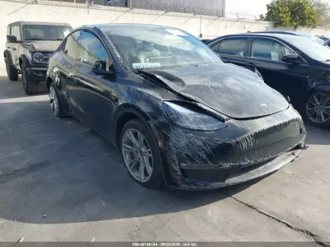 7SAYGAEE9PF754151 — 2023 Tesla Model Y, Left front (Left Front), before-repair photos