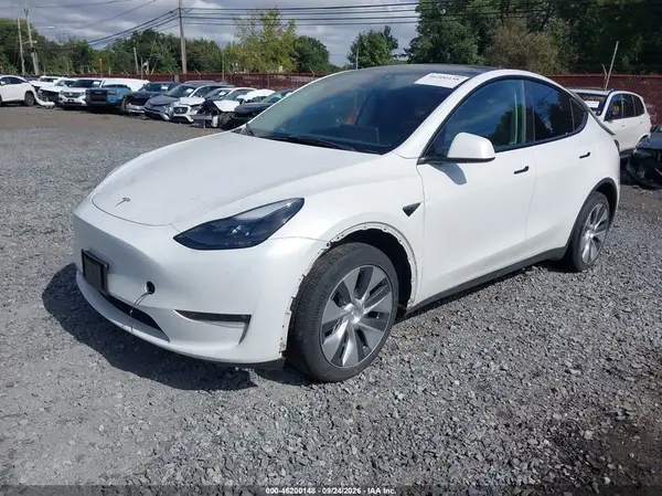 2023 TESLA MODEL Y VIN 7SAYGDEE7PF696350 фото 2