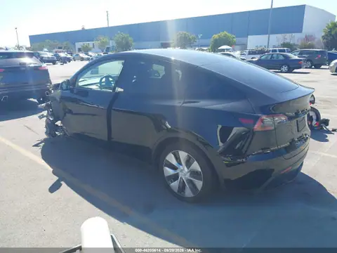 7SAYGDEE5PF639516 — 2023 Tesla Model Y, ფოტო 3, IAAI 26.10.2026, წინა მარჯვენა ნაწილი