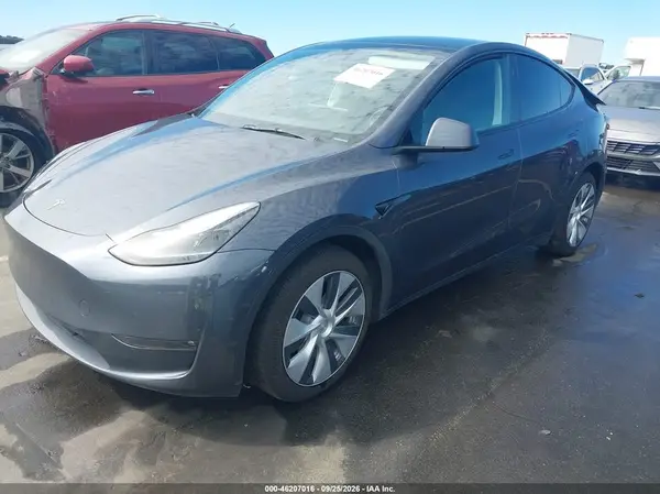 7SAYGAEEXPF913727 — 2023 Tesla Model Y, photo 2 from IAAI, Right rear